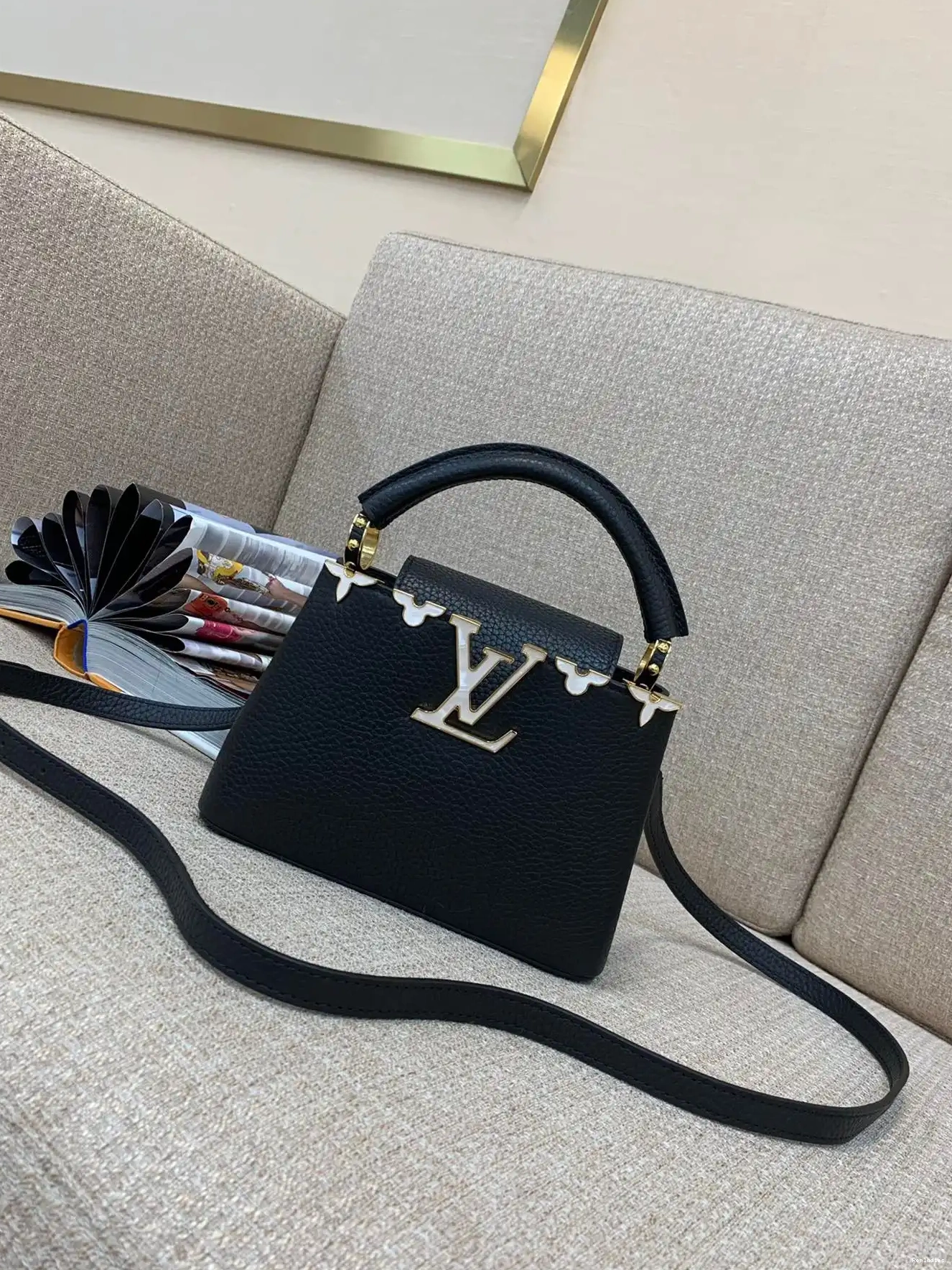 LOUIS CAPUCINES MINI VUITTON 0523